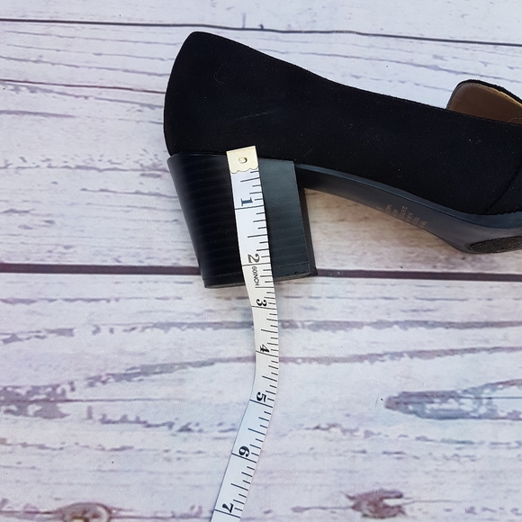 Bettye Muller Pump - Picture 7 of 9